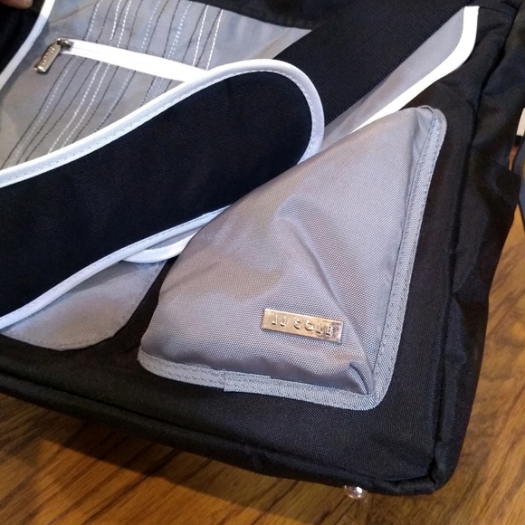 JJ Cole black canvas diaper bag NWOT - Picture 4 of 8